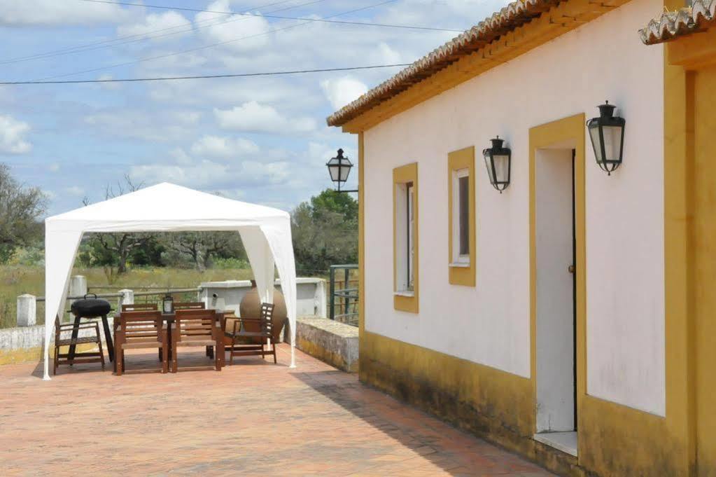 Quinta das Arribas Guest House Abrantes Luaran gambar